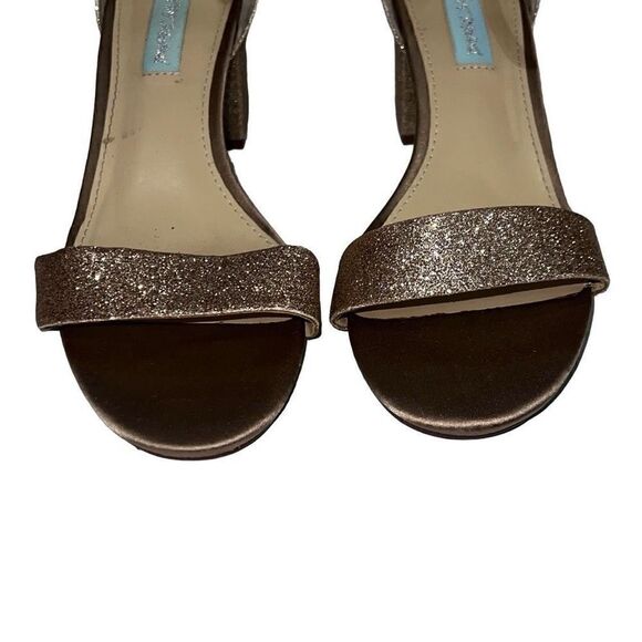 Betsey Johnson Miri Evening Sandals Block Heel Gold Glitter Wedding Event sz 10 - Picture 6 of 9